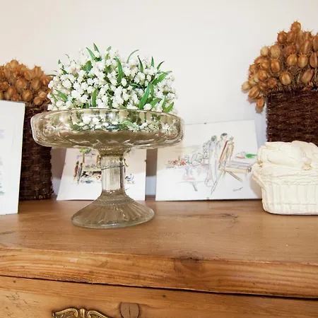 Cozy In Roussines, Dordogne, Cleaning Included بيت للعطل Roussines