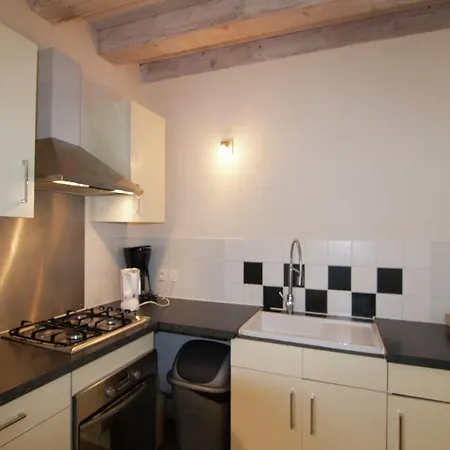Cozy In Roussines, Dordogne, Cleaning Included Prázdninový dům Roussines